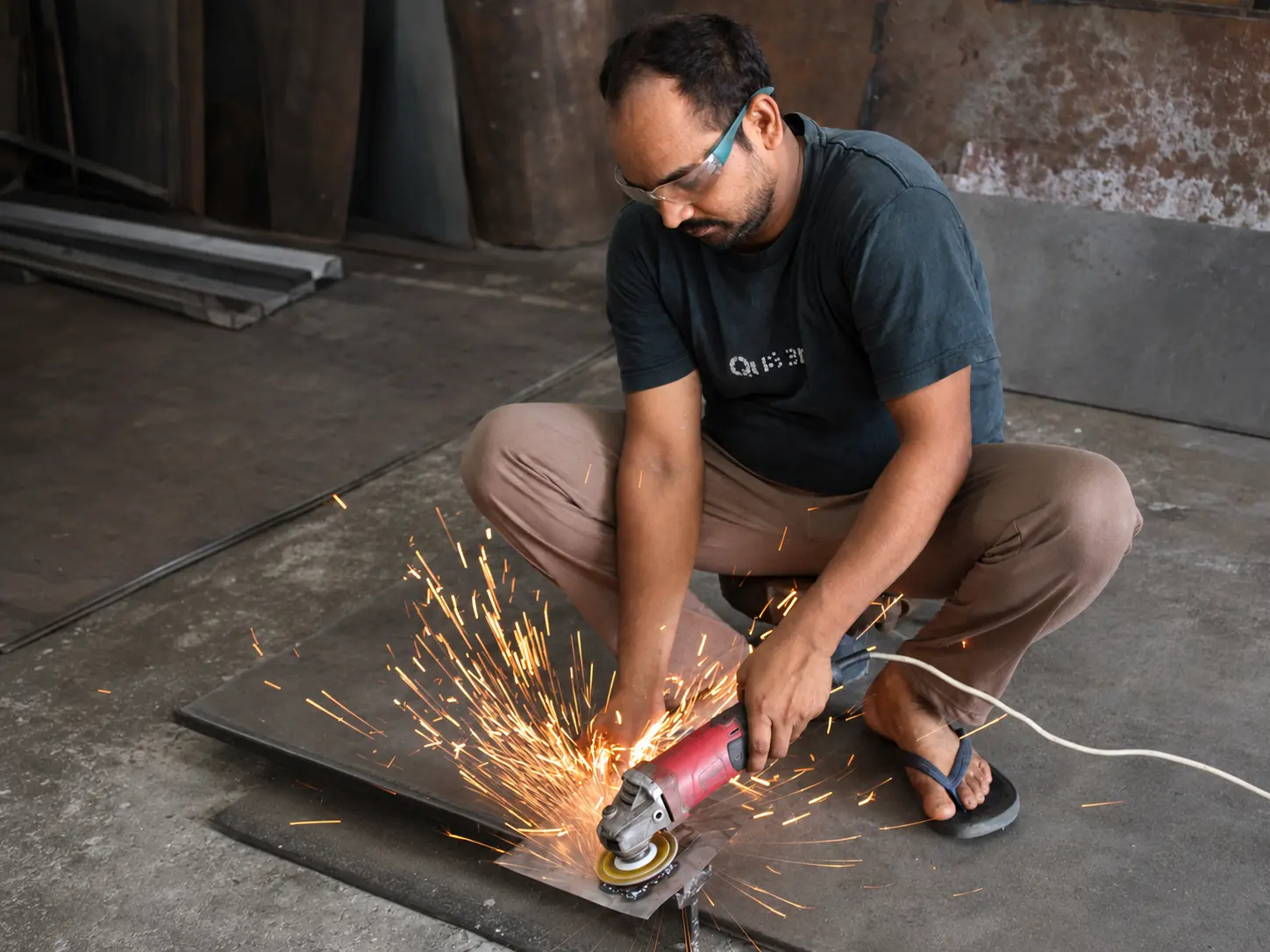 Steel cutting in the SANKALP workshop